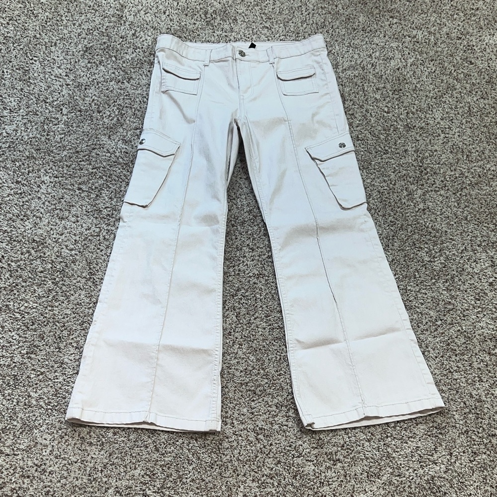 H&M Divided Cream Cargo Pants Women’s Size 14